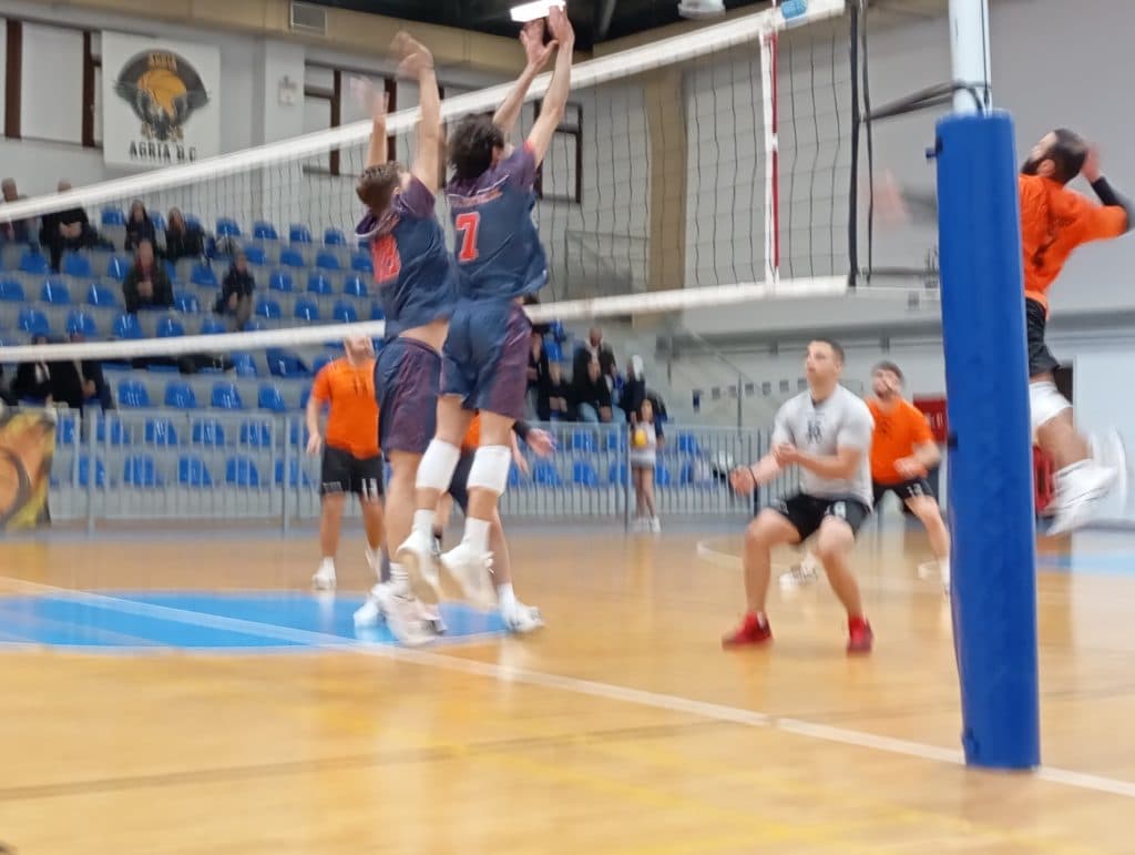 Νίκες για άνδρες και Παίδες